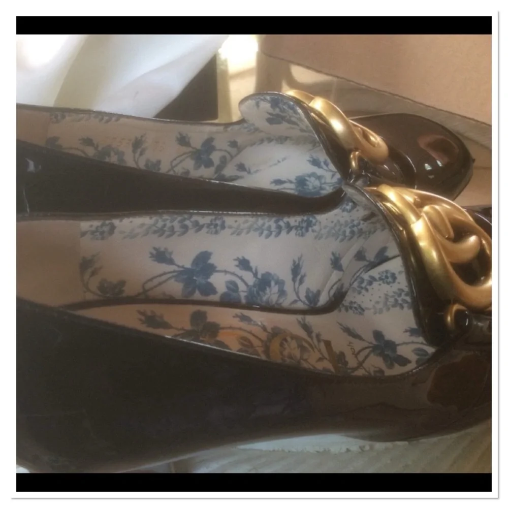 Gucci Double G Logo Victoire Patent Leather Low Block Heel size 35(5) - Picture 5 of 11